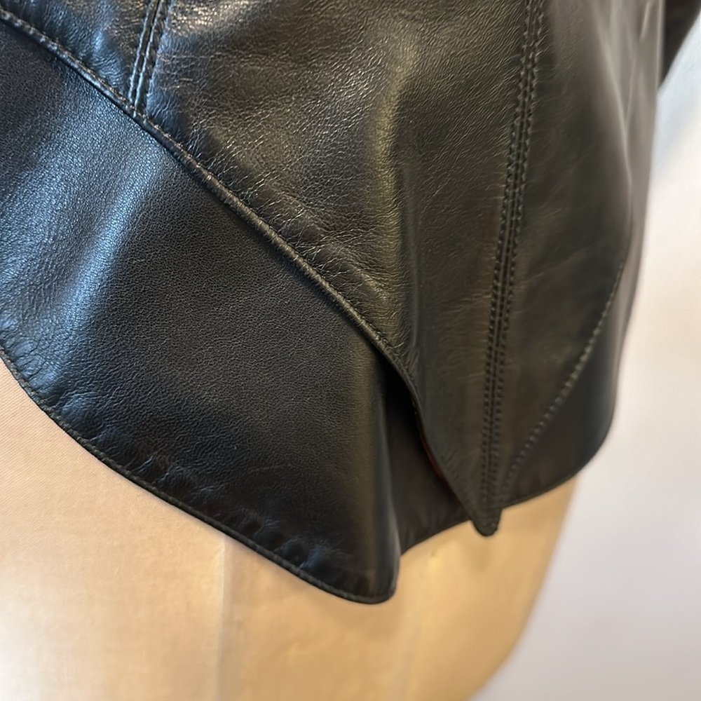 Norisol Ferrari Black Wasp Waist Leather Jacket - Picture 8 of 15